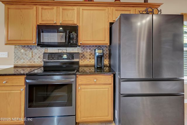 1695 NORTHGLEN Circle, Middleburg, FL 32068