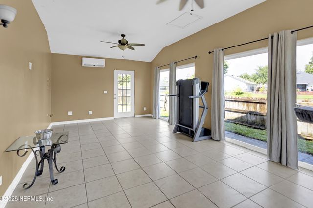 1695 NORTHGLEN Circle, Middleburg, FL 32068