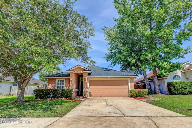 1695 NORTHGLEN Circle, Middleburg, FL 32068