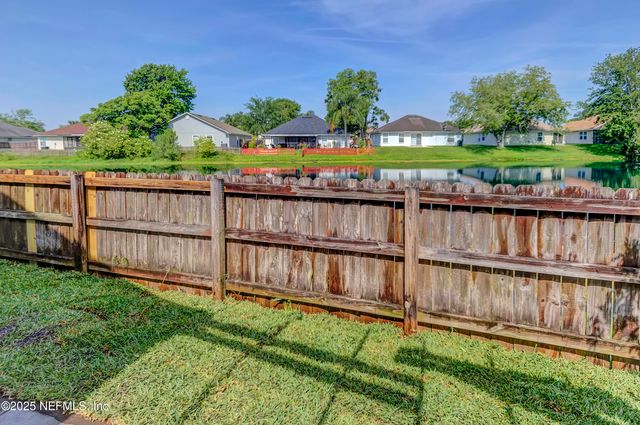 1695 NORTHGLEN Circle, Middleburg, FL 32068