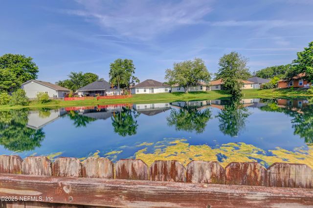 1695 NORTHGLEN Circle, Middleburg, FL 32068