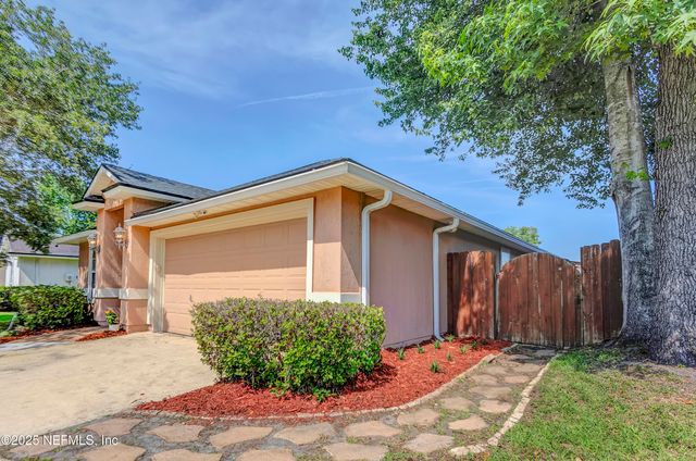 1695 NORTHGLEN Circle, Middleburg, FL 32068