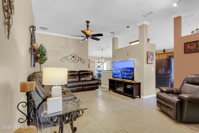 1695 NORTHGLEN Circle, Middleburg, FL 32068