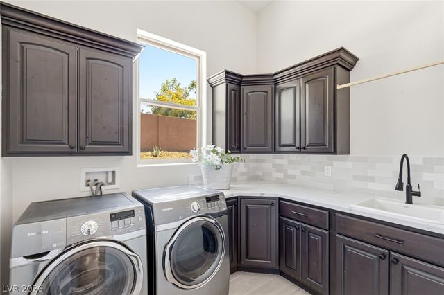 5 Ayden Drive, Henderson, NV 89052