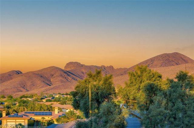 5 Ayden Drive, Henderson, NV 89052