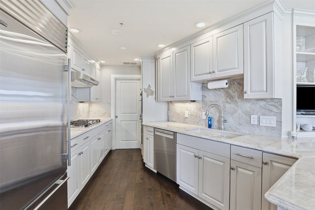 411 W 7th Street 1005, Fort Worth, TX 76102