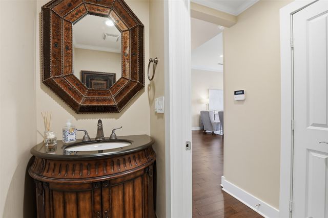 411 W 7th Street 1005, Fort Worth, TX 76102