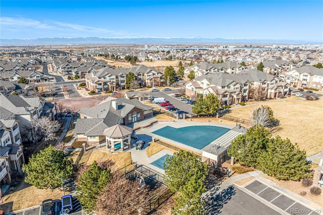 5726 N Genoa Way 301, Aurora, CO 80019