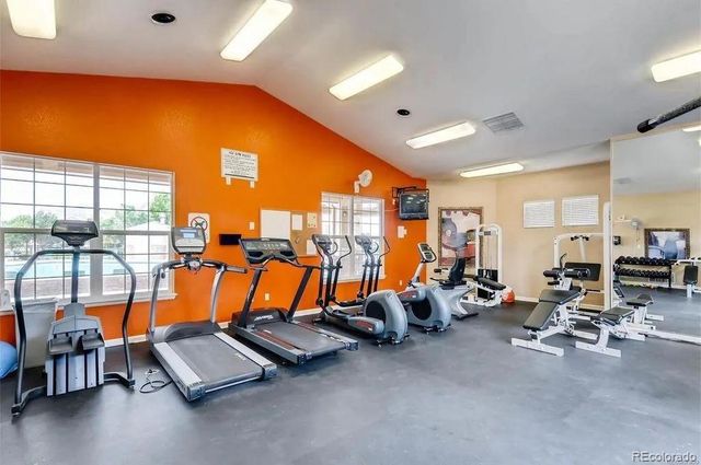 5726 N Genoa Way 301, Aurora, CO 80019