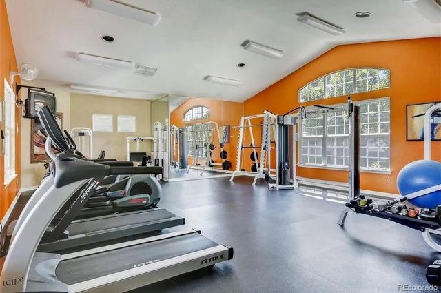 5726 N Genoa Way 301, Aurora, CO 80019