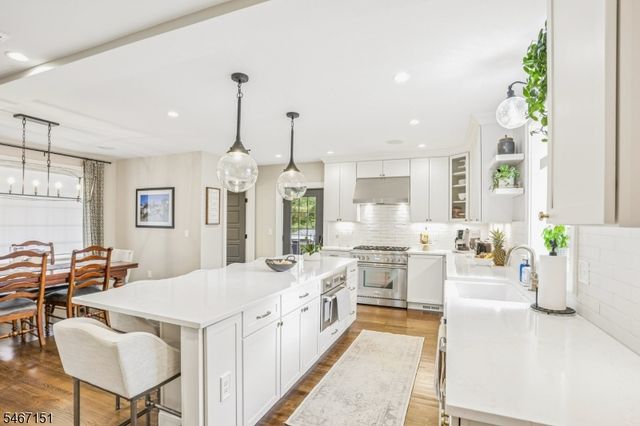 19 Montclair Ave, Verona Twp., NJ 07044