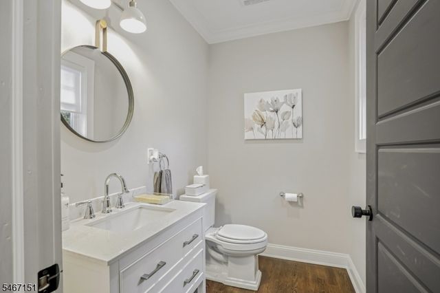 19 Montclair Ave, Verona Twp., NJ 07044