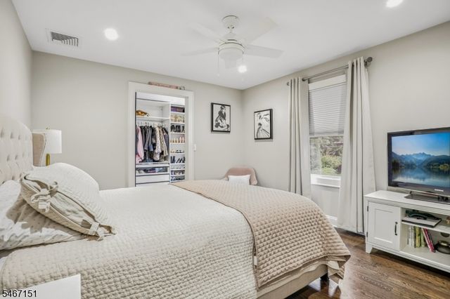 19 Montclair Ave, Verona Twp., NJ 07044
