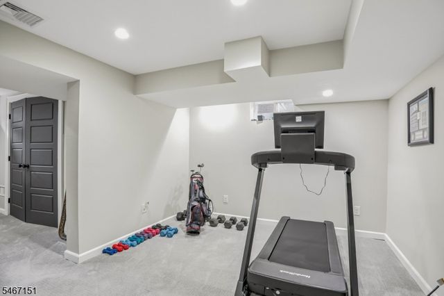 19 Montclair Ave, Verona Twp., NJ 07044
