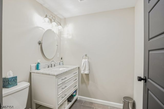 19 Montclair Ave, Verona Twp., NJ 07044