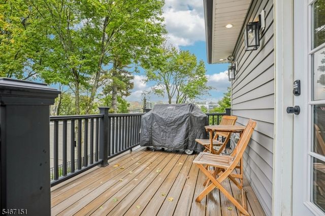 19 Montclair Ave, Verona Twp., NJ 07044