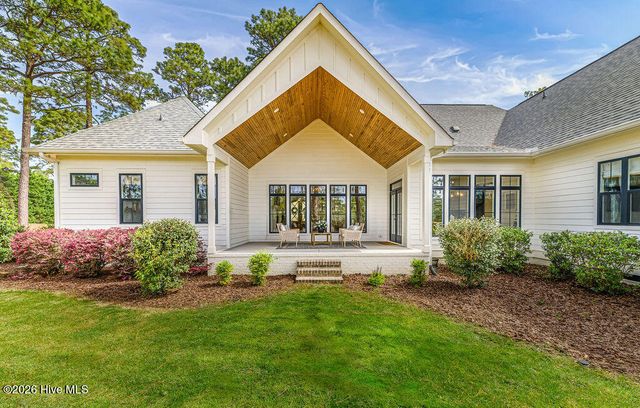 132 National Drive, Pinehurst, NC 28374