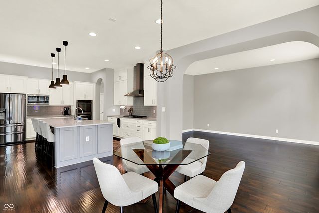 7539 Sly Fox Drive, Indianapolis, IN 46237