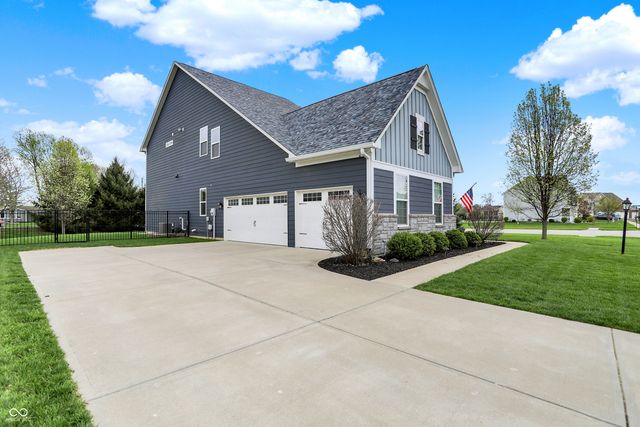 7539 Sly Fox Drive, Indianapolis, IN 46237