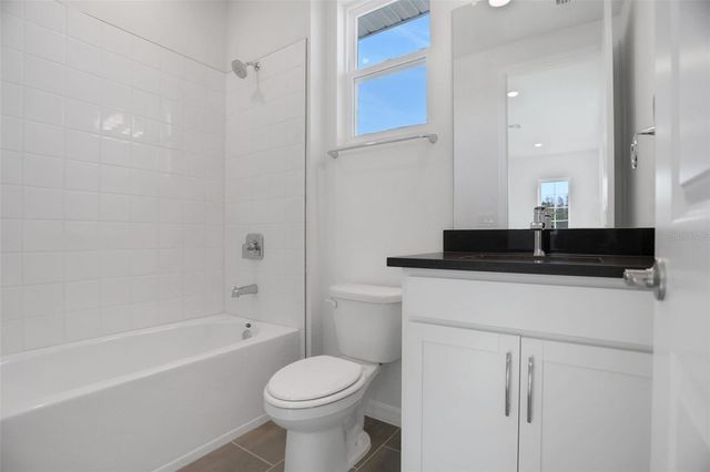 17477 VALLEYWOOD PARKWAY, Land O Lakes, FL 34638