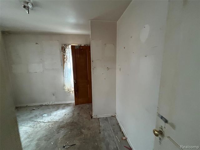 12219 Stout Street, Detroit, MI 48228