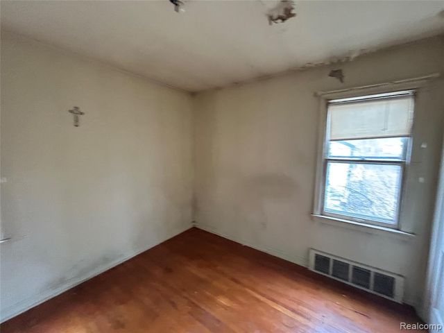 12219 Stout Street, Detroit, MI 48228