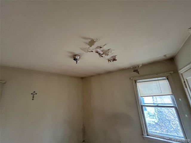 12219 Stout Street, Detroit, MI 48228