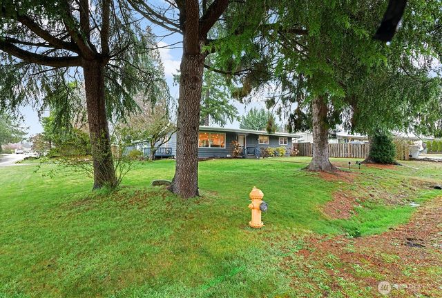 4902 NE 7th Place, Renton, WA 98059