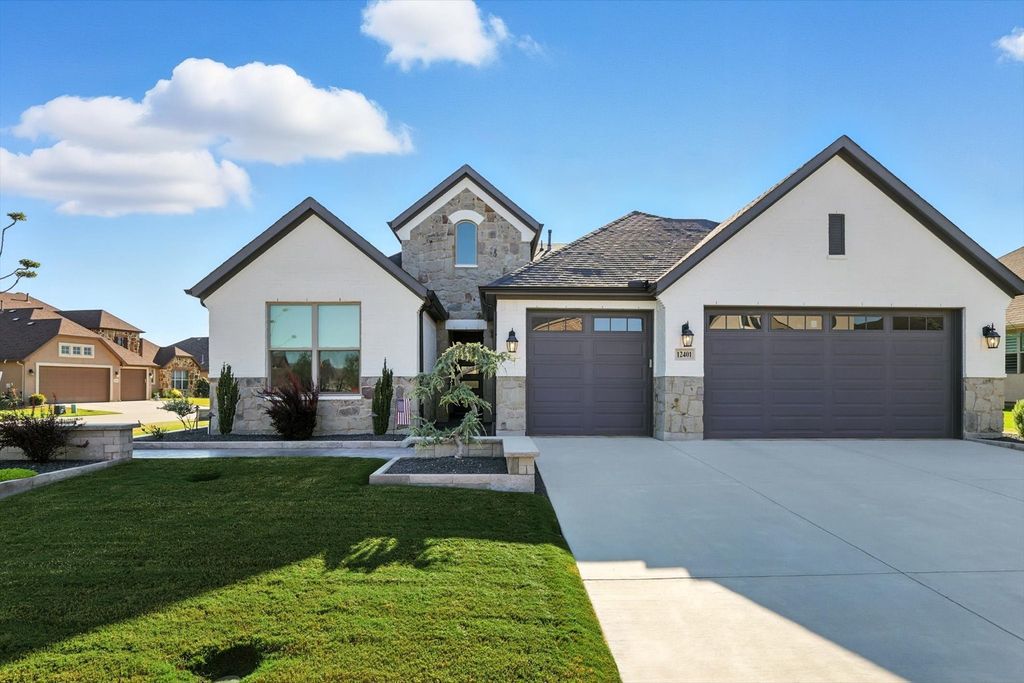 12401 Tuff Trail, Denton, TX 76207