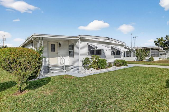 37303 KINKAID DRIVE, Zephyrhills, FL 33541