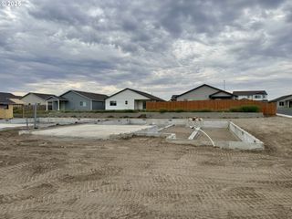 516 Arthur St, Umatilla, OR 97882