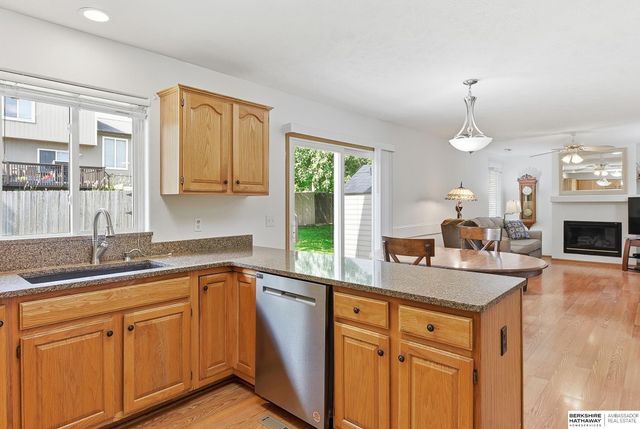 20059 Hopper Street, Omaha, NE 68022