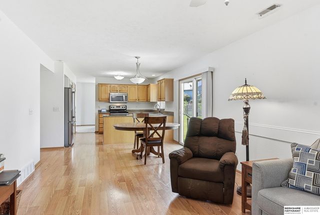 20059 Hopper Street, Omaha, NE 68022