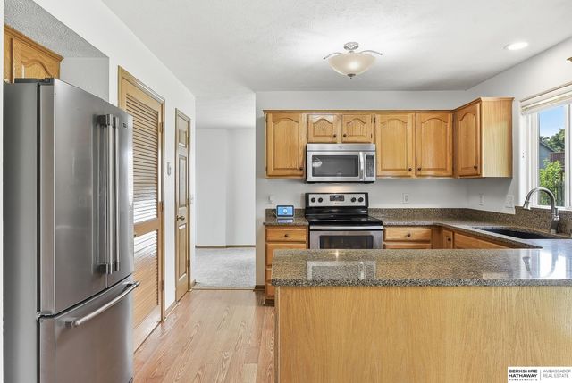 20059 Hopper Street, Omaha, NE 68022