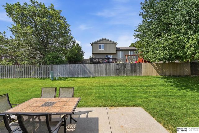 20059 Hopper Street, Omaha, NE 68022