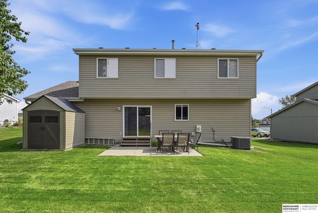 20059 Hopper Street, Omaha, NE 68022