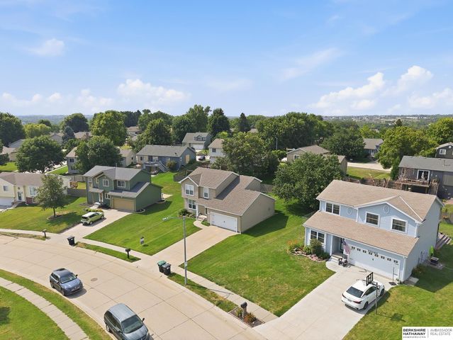 20059 Hopper Street, Omaha, NE 68022