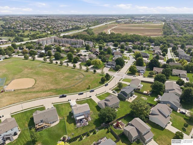 20059 Hopper Street, Omaha, NE 68022