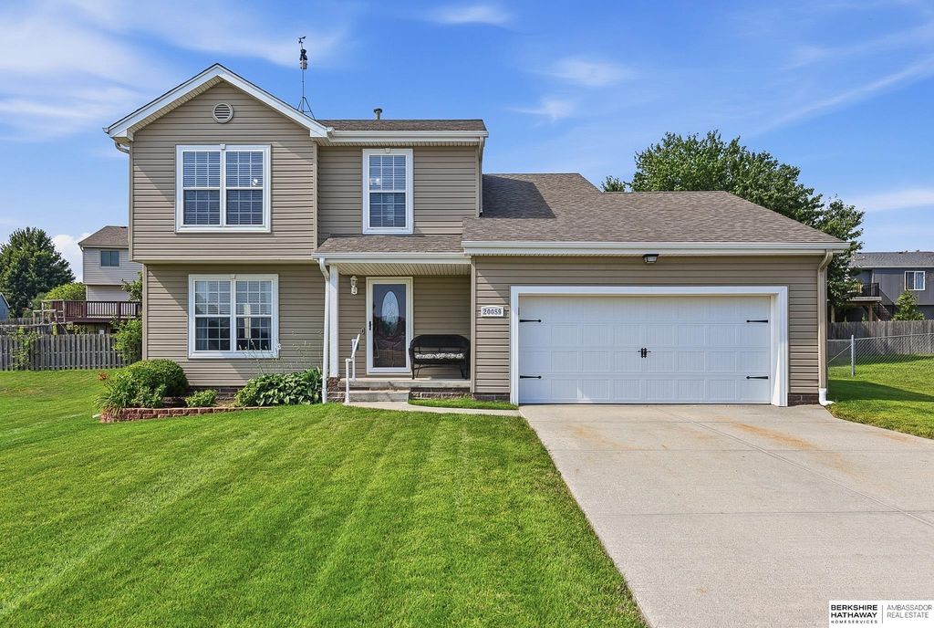 20059 Hopper Street, Omaha, NE 68022