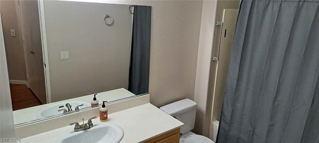 1881 West Alexander Road 2062, North Las Vegas, NV 89032