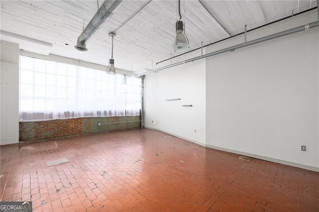 881 Memorial Drive 206, Atlanta, GA 30316