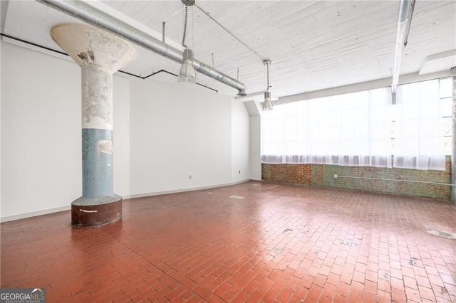 881 Memorial Drive 206, Atlanta, GA 30316