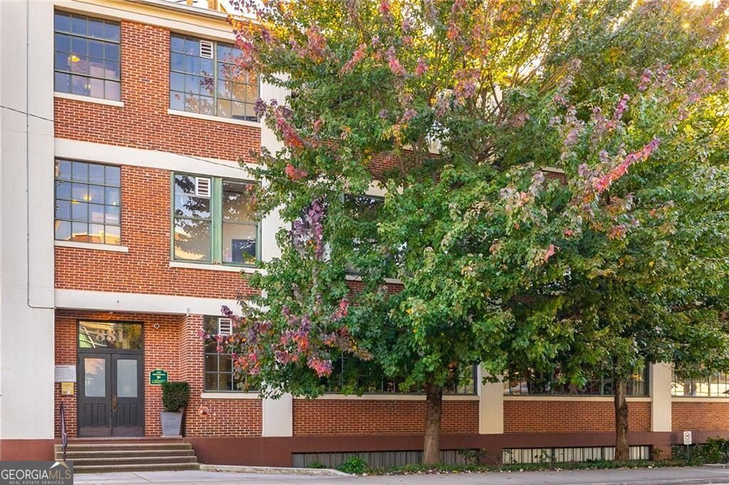 881 Memorial Drive 206, Atlanta, GA 30316