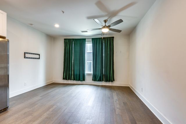 1041 E Trinity Ln Apt 218, Nashville, TN 37216