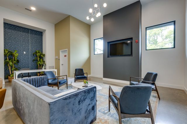 1041 E Trinity Ln Apt 218, Nashville, TN 37216