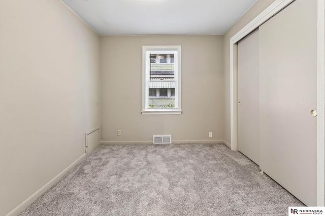 2719 S 25th Street, Omaha, NE 68105