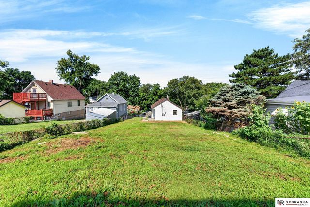 2719 S 25th Street, Omaha, NE 68105