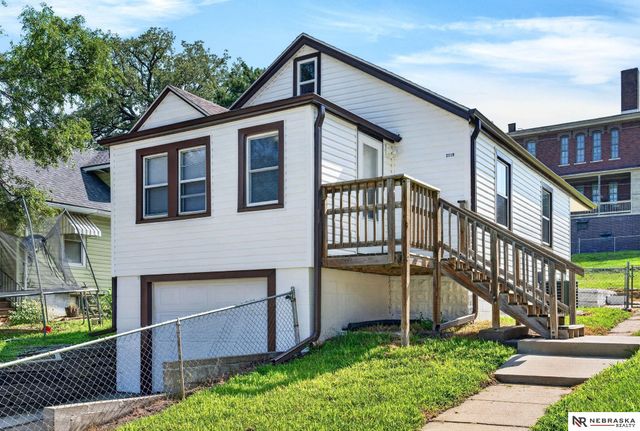 2719 S 25th Street, Omaha, NE 68105