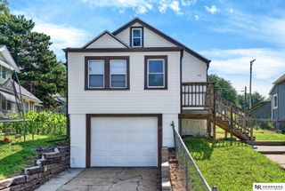 2719 S 25th Street, Omaha, NE 68105