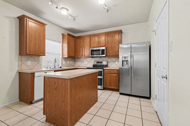 3425 Hermalinda Drive, Denton, TX 76207
